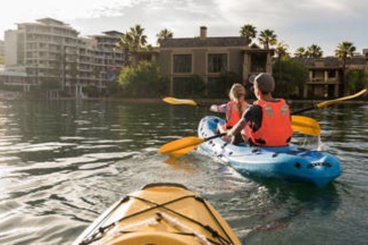 Mega Pass + 1 Premium experience (3 or 5 days)